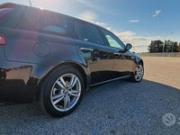 Begagnad Alfa Romeo 159 170 HK (125 kW) 2011 Svart Kombi