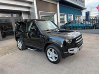 Usata Land Rover Defender SE 200 CV (147 kW) 2024 Nero SUV