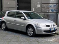 Usata Renault Mégane II Dynamique 106 CV (77 kW) 2007 Grigio Berlina
