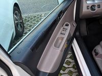 Usata VW Passat 116 CV (85 kW) 2007 Bianco Station wagon