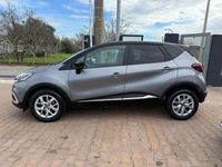 Usata Renault Captur 131 CV (96 kW) 2019 Grigio SUV
