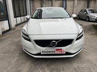 Usata Volvo V40 Business Edition 119 CV (87 kW) 2019 Bianco Berlina