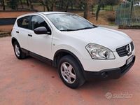 Usata Nissan Qashqai Tekna 106 CV (77 kW) 2009 Bianco SUV