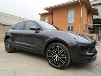 Usata Porsche Macan 265 CV (194 kW) 2023 Volcano grey metallic SUV