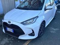 Usata Toyota Yaris Hybrid Trend 90 CV (66 kW) 2022 Bianco Utilitaria
