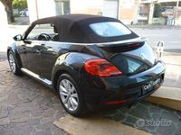 Usata VW Beetle Cabriolet Design 105 CV (77 kW) 2016 Nero Cabrio