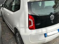 Begagnad VW up! 2012 Vit Halvkombi