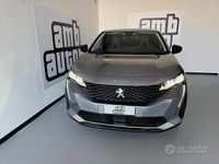 Usata Peugeot 3008 Allure 130 CV (95 kW) 2023 Grigio SUV
