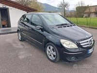 Usata Mercedes B200 140 CV (102 kW) 2008 Nero Monovolume