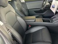 Usata Tesla Model 3 RWD 208 kW (283 CV) 2025 Grigio Berlina