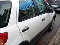 Usata Fiat Sedici 135 CV (99 kW) 2011 Bianco SUV