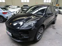 Usata Porsche Macan 245 CV (180 kW) 2020 Jet black metallic SUV
