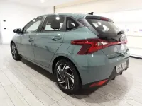 Nuova Hyundai i20 90 CV (66 kW) 2026 Mangroove green Utilitaria