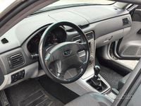 Usata Subaru Forester 177 CV (130 kW) 2002 Grigio SUV