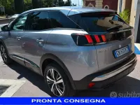 Usata Peugeot 3008 Allure 131 CV (96 kW) 2023 Grigio SUV