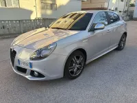 Usata Alfa Romeo Giulietta Exclusive 175 CV (128 kW) 2015 Utilitaria