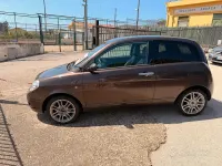 Usata Lancia Ypsilon 75 CV (55 kW) 2009 Marrone Utilitaria