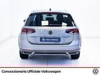 Usata VW Passat Alltrack 200 CV (147 kW) 2023 Grigio Station wagon