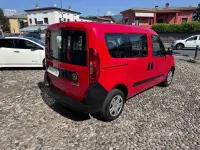 Usata Fiat Doblò S 90 CV (66 kW) 2022 Rosso Monovolume