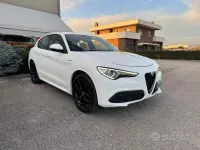 Usata Alfa Romeo Stelvio Veloce 209 CV (153 kW) 2021 Bianco SUV