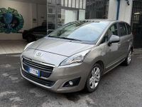 Usata Peugeot 5008 114 CV (83 kW) 2014 Monovolume