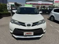 Usata Toyota RAV4 Edition 150 CV (110 kW) 2015 Bianco perla SUV