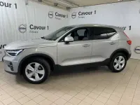 Usata Volvo XC40 Core 163 CV (119 kW) 2025 Argento SUV