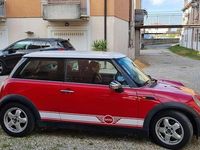 Begagnad Mini Cooper 116 HK (85 kW) 2002 Röd Halvkombi