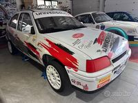 Usata Opel Kadett 129 CV (94 kW) 1992 Bianco Berlina