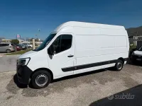 Usata Renault Master 150 CV (110 kW) 2022 Bianco Monovolume