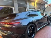 Usata Porsche Taycan Sport Turismo Performance Package 119 kW (163 CV) 2024 Grigio Station wagon