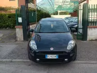 Usata Fiat Punto Street 77 CV (56 kW) 2017 Blu Utilitaria
