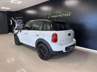 Usata Mini Cooper D 111 CV (81 kW) 2014 Bianco Utilitaria