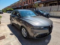 Usado Alfa Romeo Tonale Sprint 131 CV (96 kW) 2023 Gris SUV