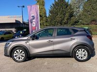 Usata Renault Captur Business 101 CV (74 kW) 2021 Grigio metallizzato SUV