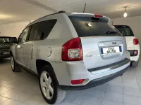 Usata Jeep Compass Limited 163 CV (119 kW) 2011 Argento SUV
