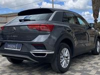Usata VW T-Roc Business 150 CV (110 kW) 2022 Grigio SUV