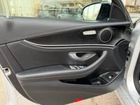 Usata Mercedes E220 AMG line 194 CV (142 kW) 2018 Grigio Station wagon