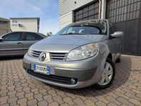 Usata Renault Scénic II 113 CV (83 kW) 2004 Griggio Monovolume