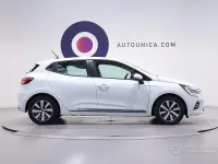 Usata Renault Clio V Zen 91 CV (66 kW) 2021 Bianco Berlina