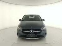 Usata Mercedes B180 Advanced 116 CV (85 kW) 2023 Blu Monovolume