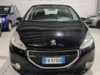 Usata Peugeot 208 68 CV (50 kW) 2015 Nero Utilitaria