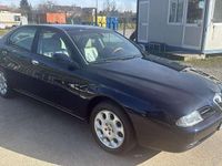 Usata Alfa Romeo 166 Distinctive 150 CV (110 kW) 2001 Blu/azzurro Berlina