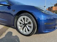 Usata Tesla Model 3 Long Range AWD 152 kW (208 CV) 2021 Blu/azzurro Berlina