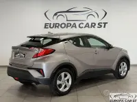 Usata Toyota C-HR Active 116 CV (85 kW) 2017 Grigio SUV