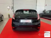 Usata Ford Fiesta 95 CV (69 kW) 2016 Nero Utilitaria