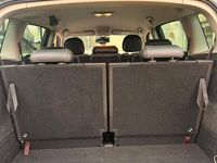 Usata Opel Zafira 130 CV (95 kW) 2013 Nero Monovolume