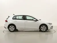 Usata VW Golf VIII Life 110 CV (80 kW) 2023 Biancobianco Berlina