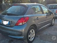 Usata Peugeot 207 70 CV (51 kW) 2011 Grigio Berlina