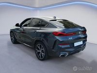 Usata BMW X6 M Sport 340 CV (250 kW) 2021 Artik grau metallizzato SUV